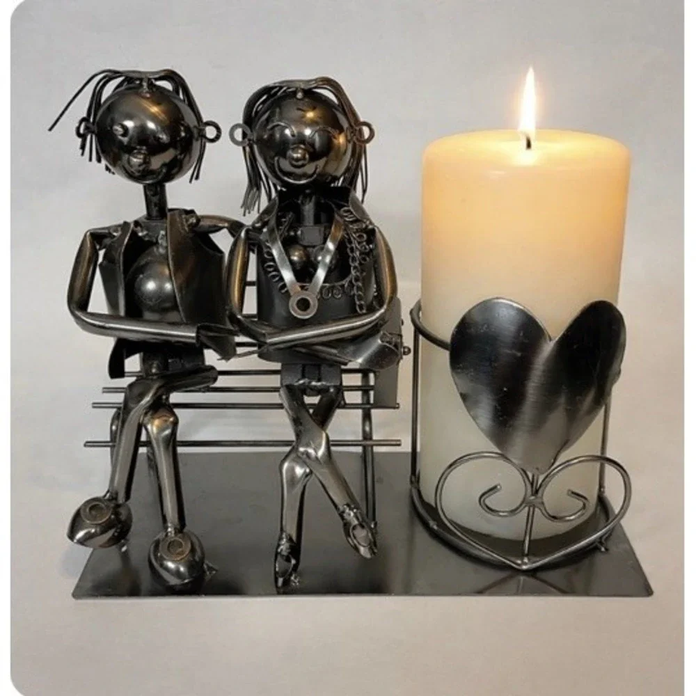 Vintage Wine Bottle /Candle Holder Metall‎ Statue Love Couple On The Bench